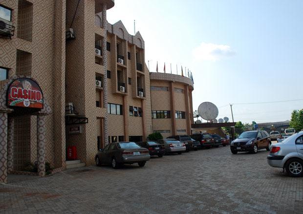 Royal Marble Hotel Benin Extérieur photo